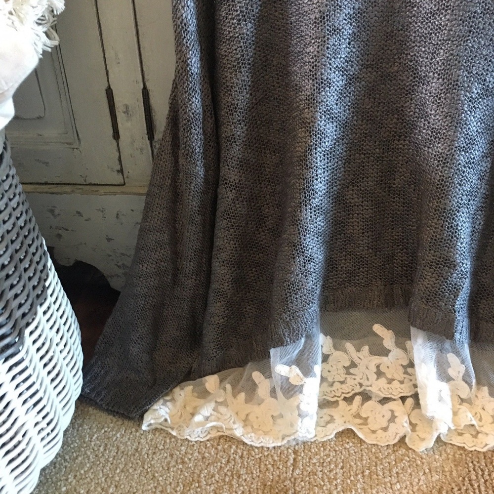 LAST ONE!  Long Sleeve Knit Grey Lace Hem Sweater - Picture 5 of 8
